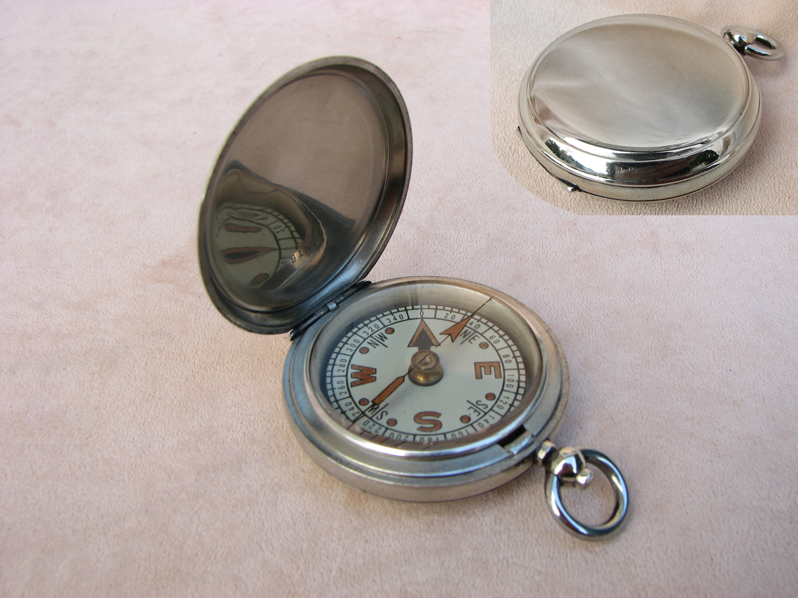 Francis Barker WW2 British Army Officers pocket compass in Dennison case